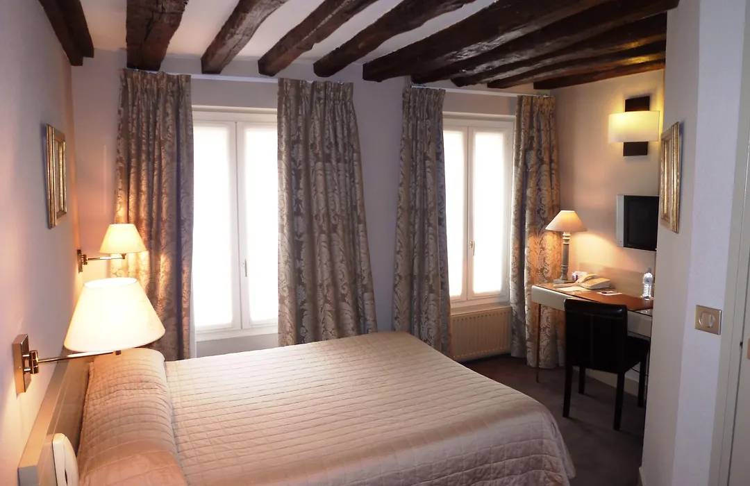Hotel La Residence Du Berry-1