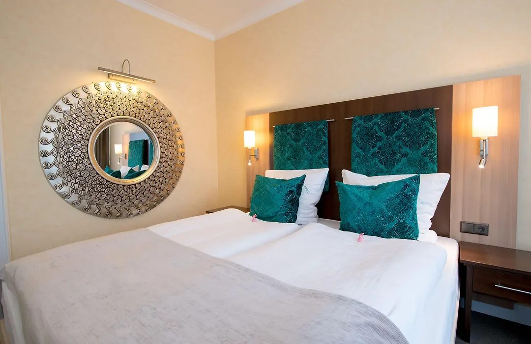 Insel Hotel Bonn - Superior-1