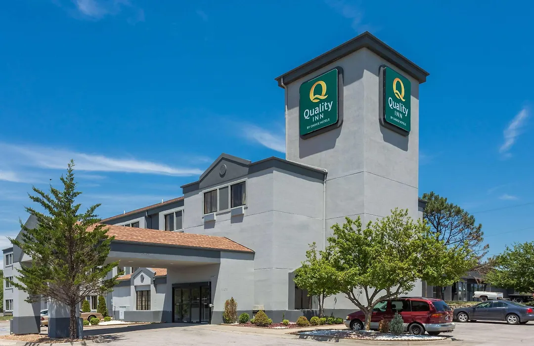 Americas Best Value Inn And Suites Lee'S Summit-Kansas City-1