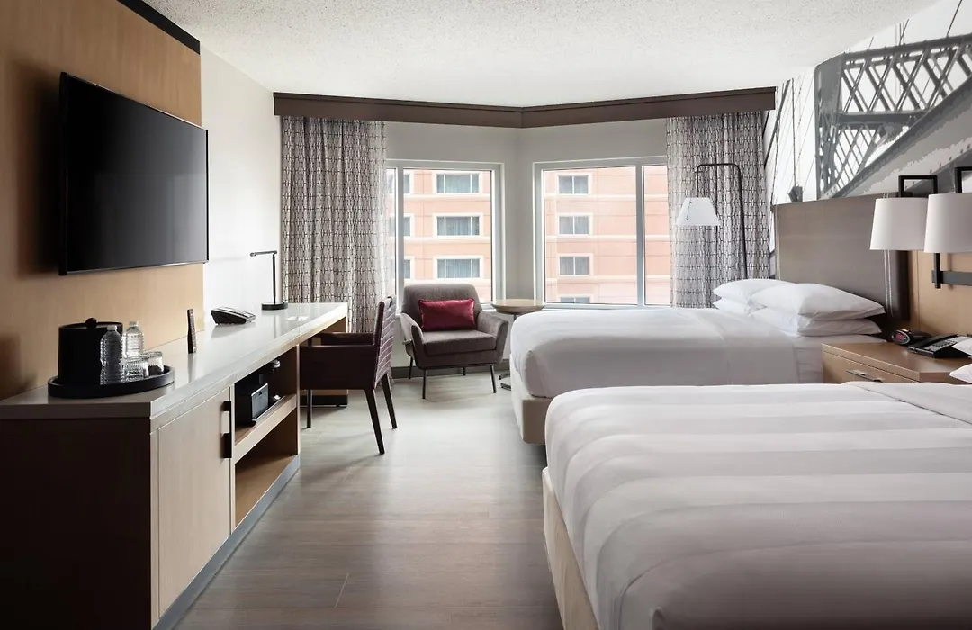 Cincinnati Marriott At Rivercenter-1
