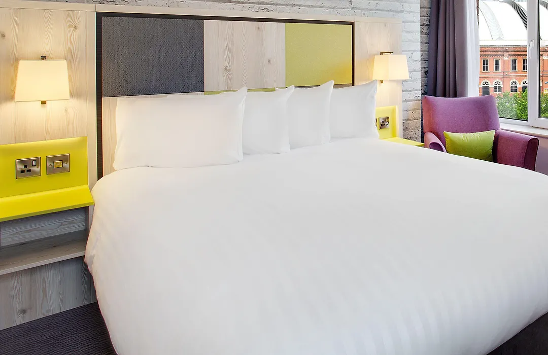 Leonardo Hotel Manchester Central-1