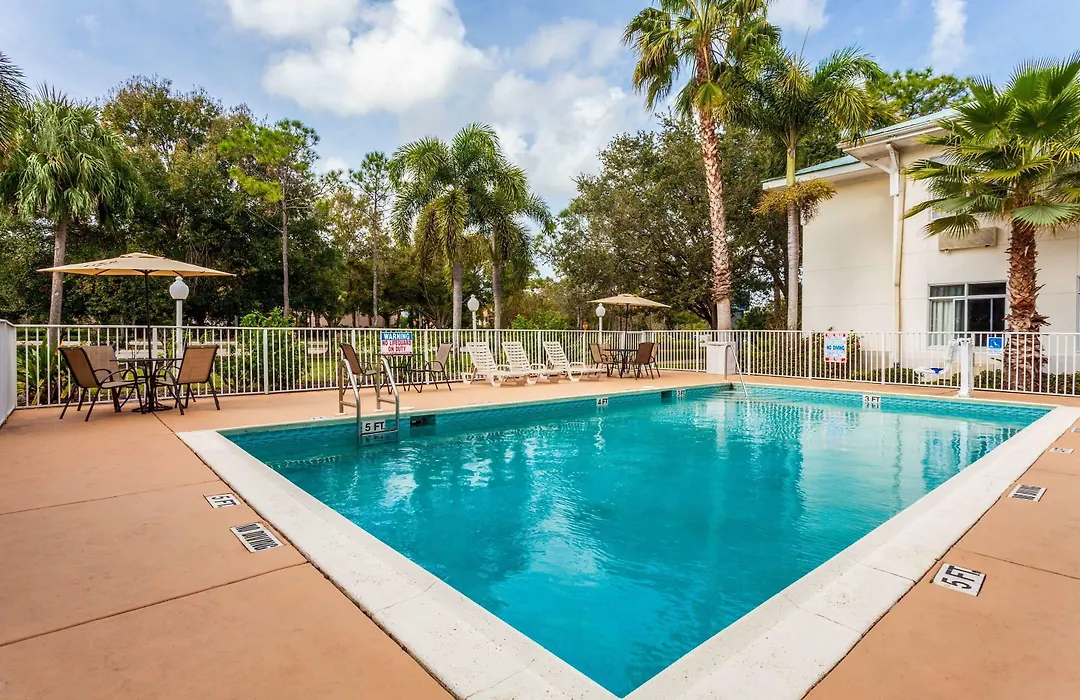 Mainstay Suites At Pga Village-1