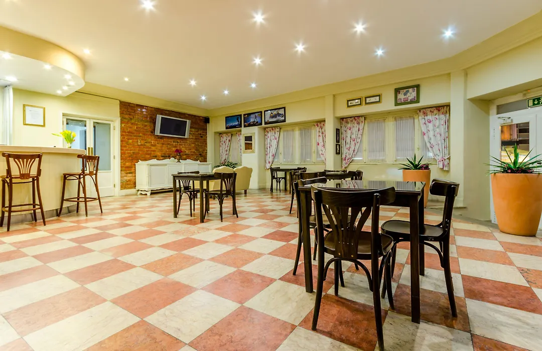 Hotel Praia Do Sol-1