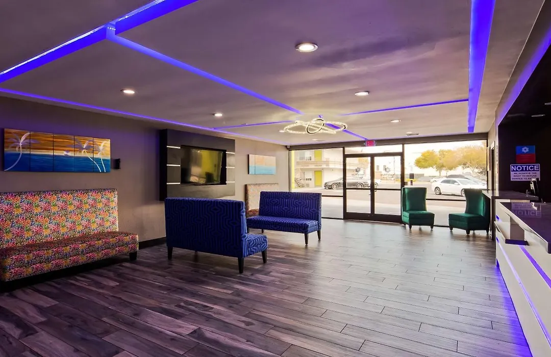 Surestay Plus Hotel By Best Western Point Richmond-1