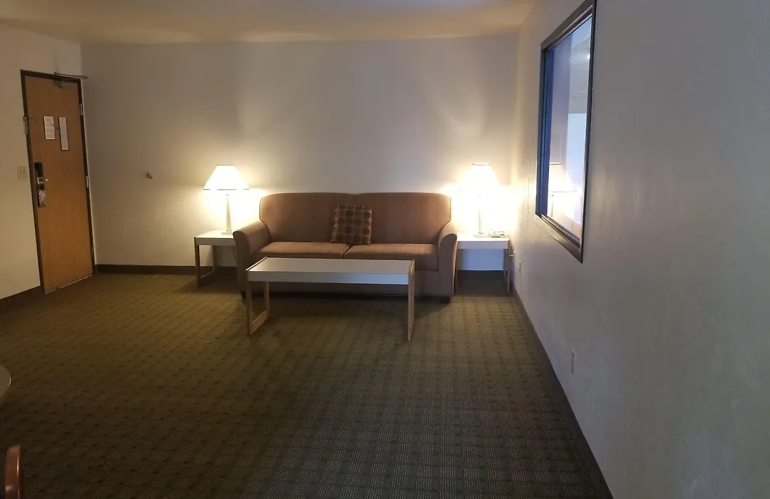 Super 8 By Wyndham Bend-1