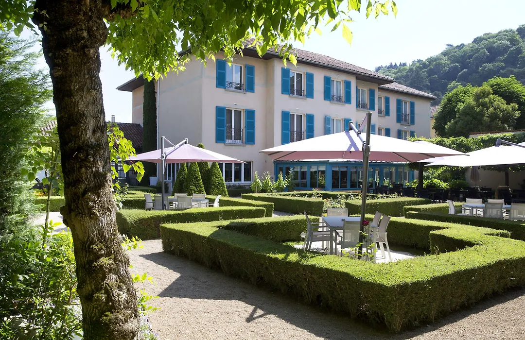 La Pyramide - Maison Henriroux-1