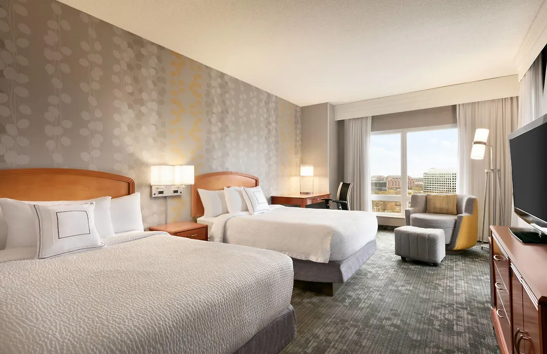 Courtyard By Marriott Tysons Mclean-1