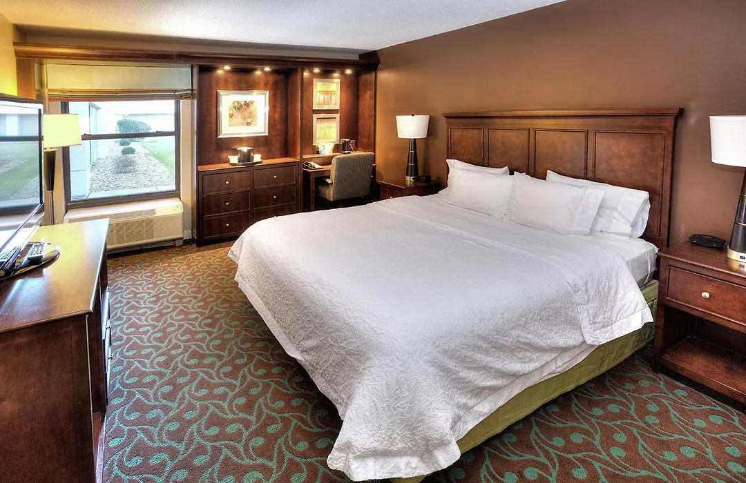 Hampton Inn Terre Haute-1