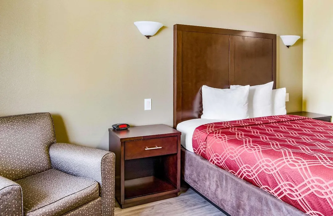 Econo Lodge Newport-1