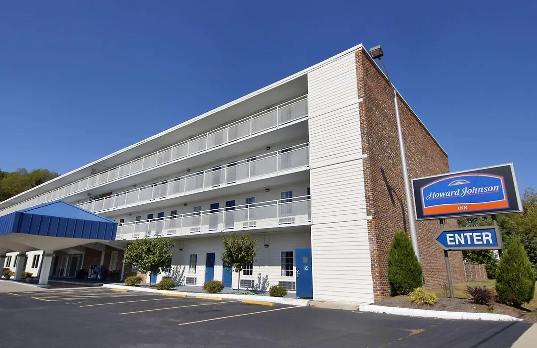 Howard Johnson By Wyndham Staunton-1