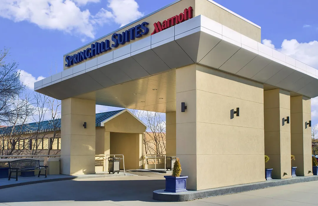 Springhill Suites By Marriott Lawrence Downtown-1
