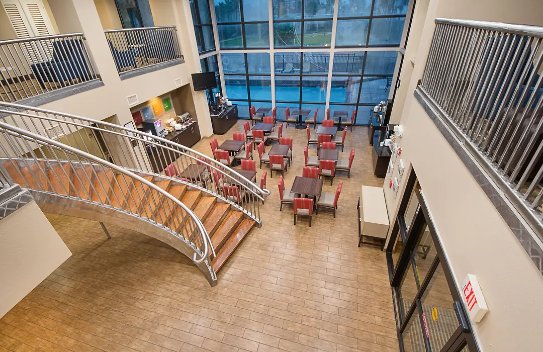 Comfort Suites Beachside-1