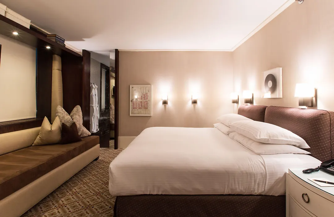 City Club Hotel-1