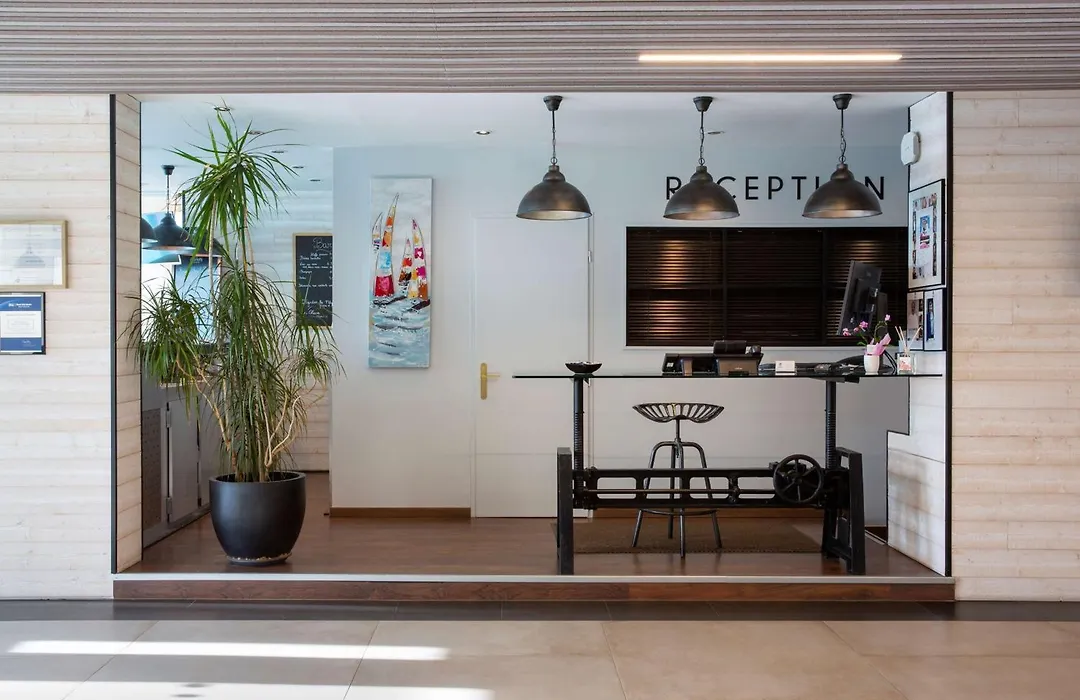 Best Western Plus Hotel Canet-Plage-1