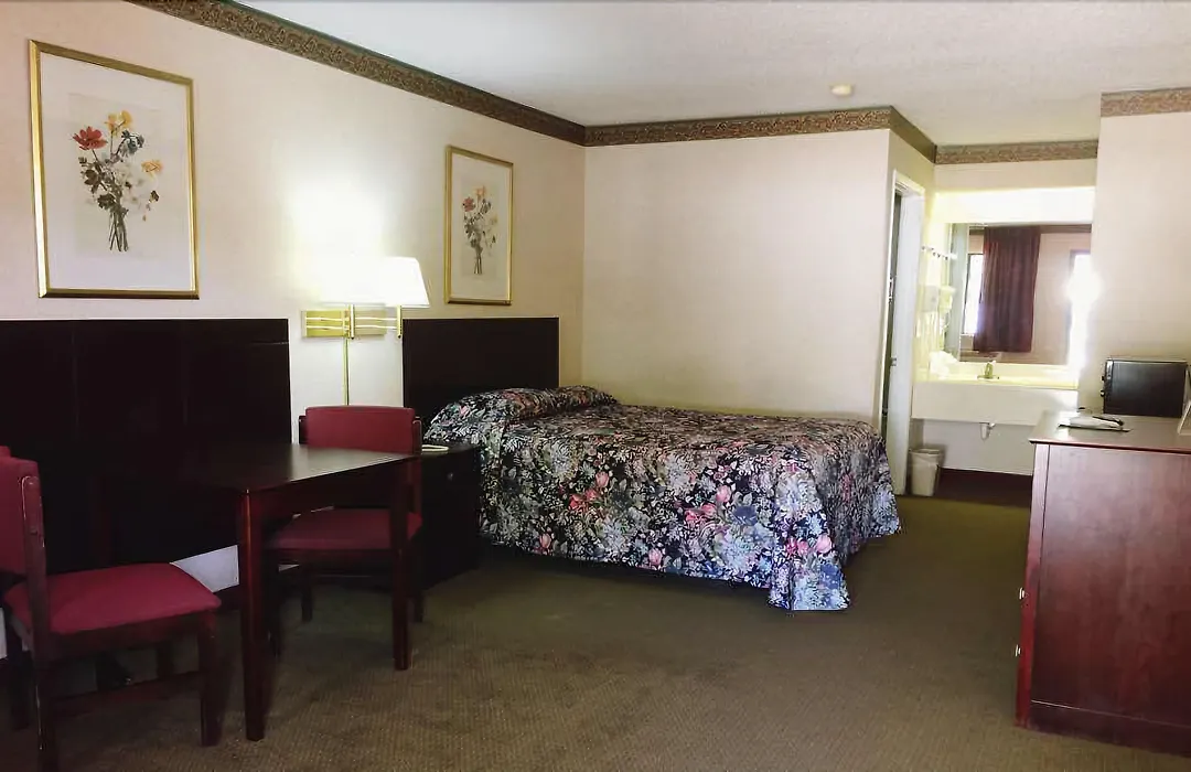 Majestic Inn-1