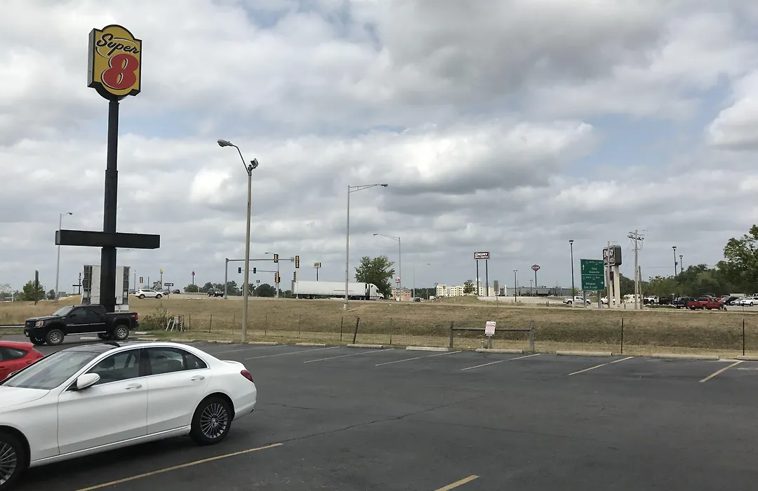 Super 8 By Wyndham Mount Vernon, Il-1