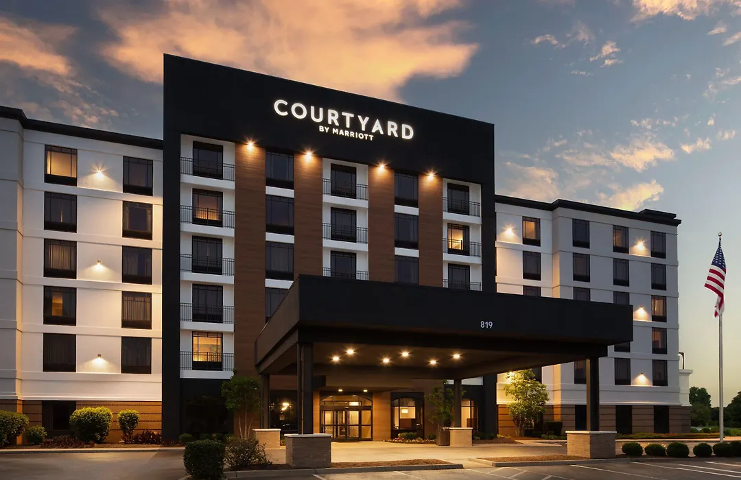 Courtyard Louisville Airport-1