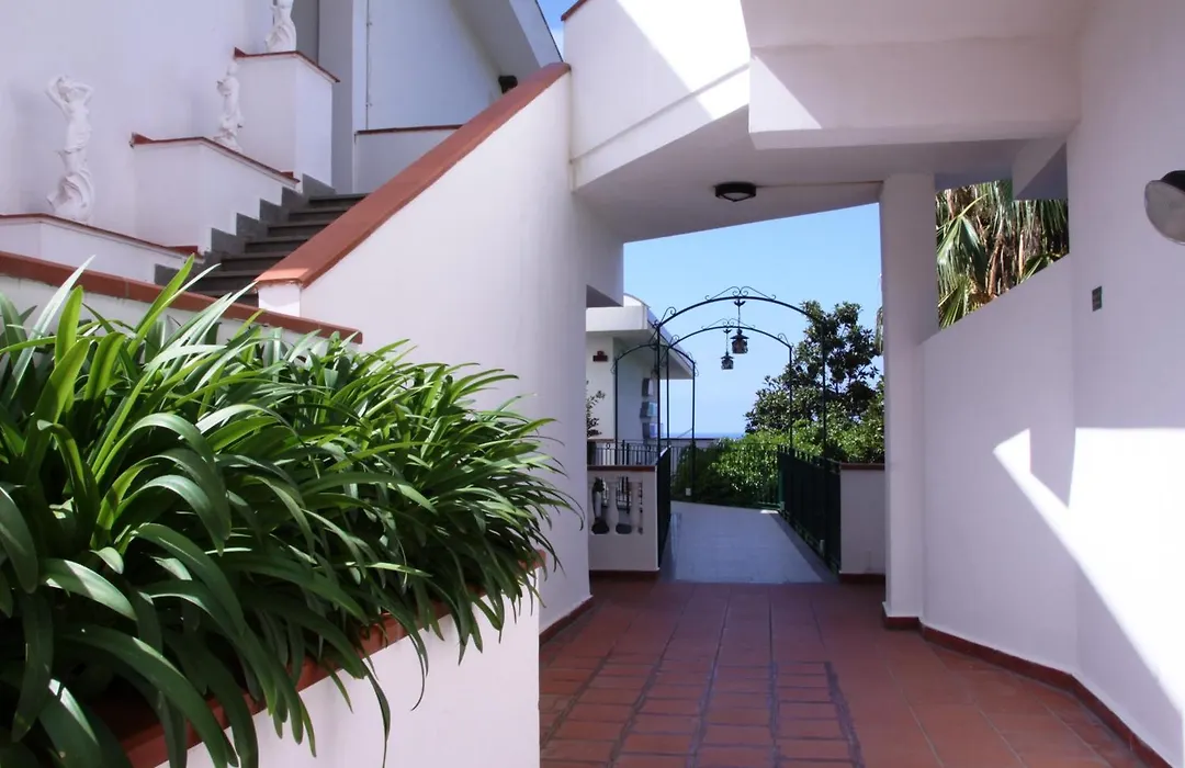 Hotel Santa Lucia-1