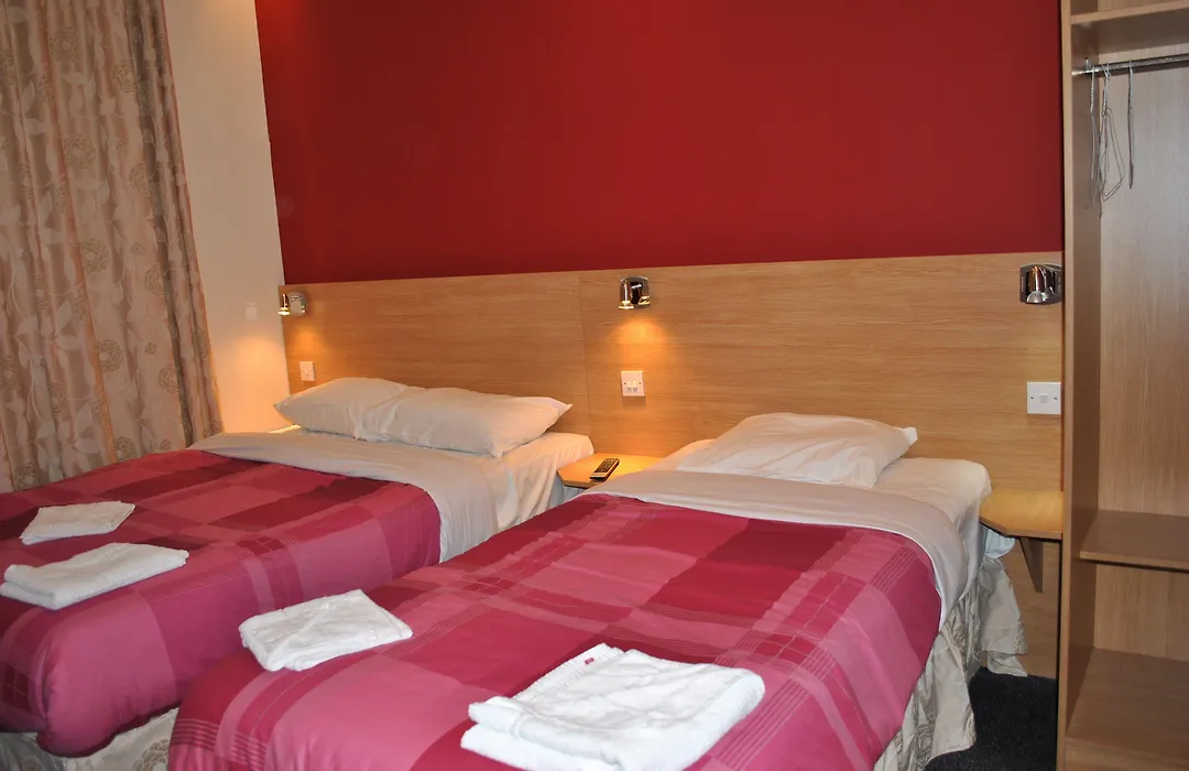 Carlton Hotel-1