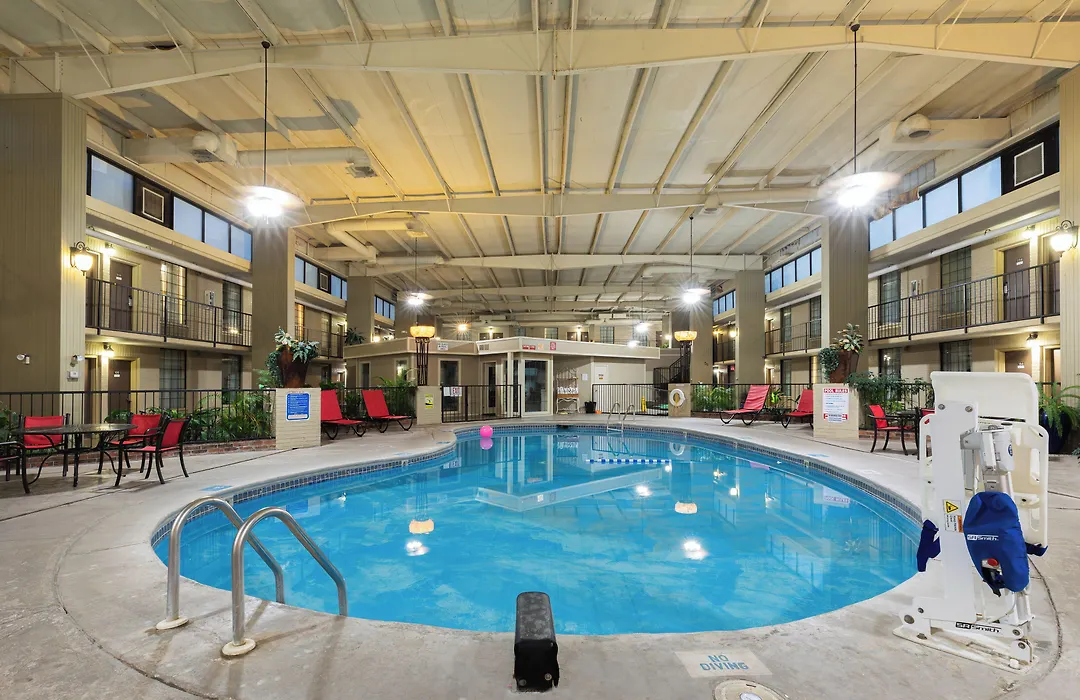Northwest Inn-1