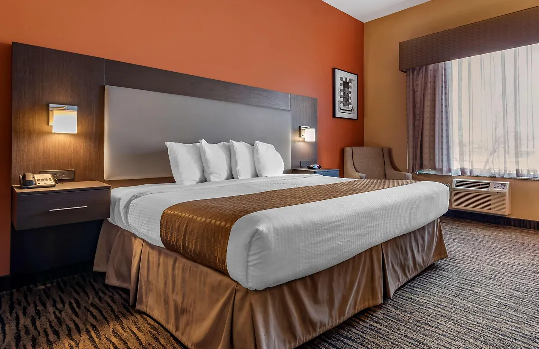 Best Western The Inn At The Fairgrounds-1