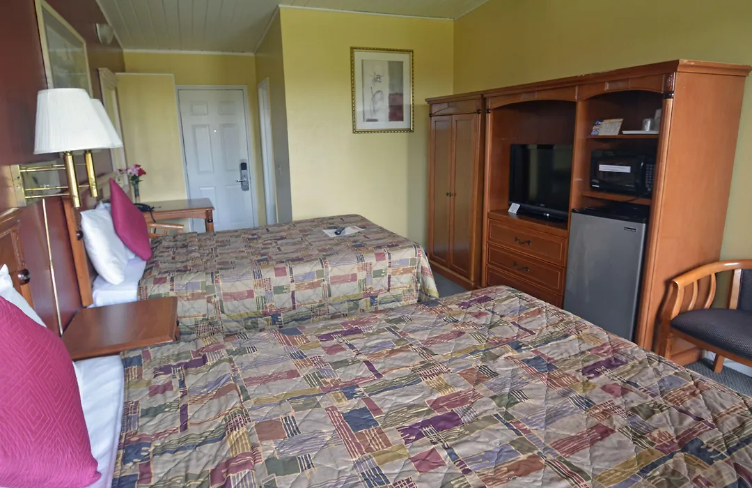 Gateway Inn-1