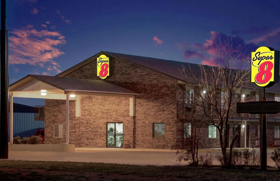Super 8 By Wyndham Dumas Tx-1