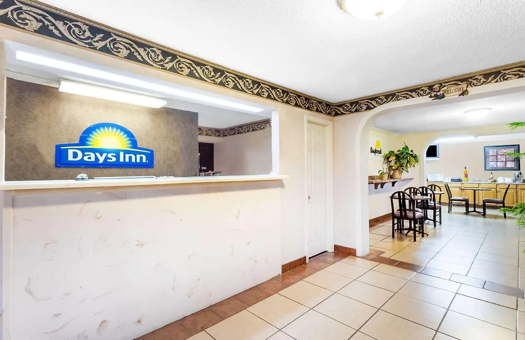 Days Inn By Wyndham Martin-1