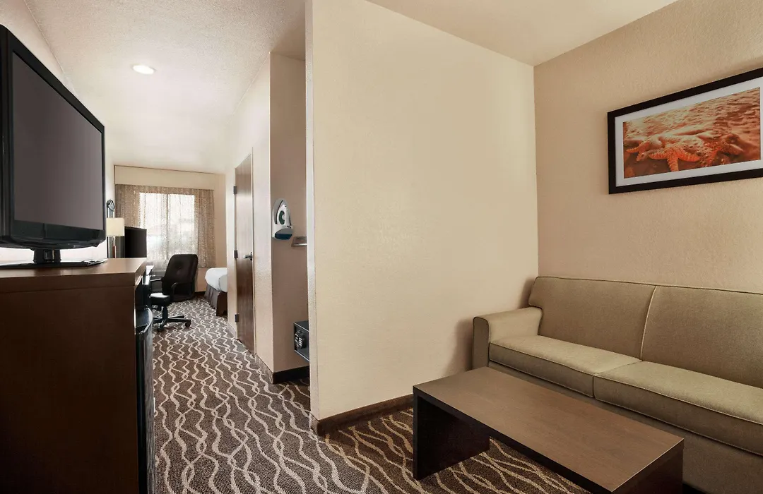 Baymont By Wyndham Clute Lake Jackson-1