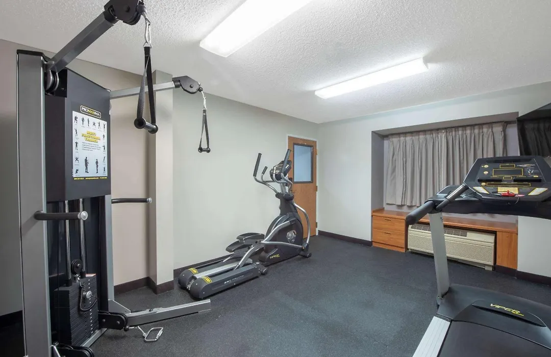 Microtel Inn & Suites By Wyndham Springfield-1