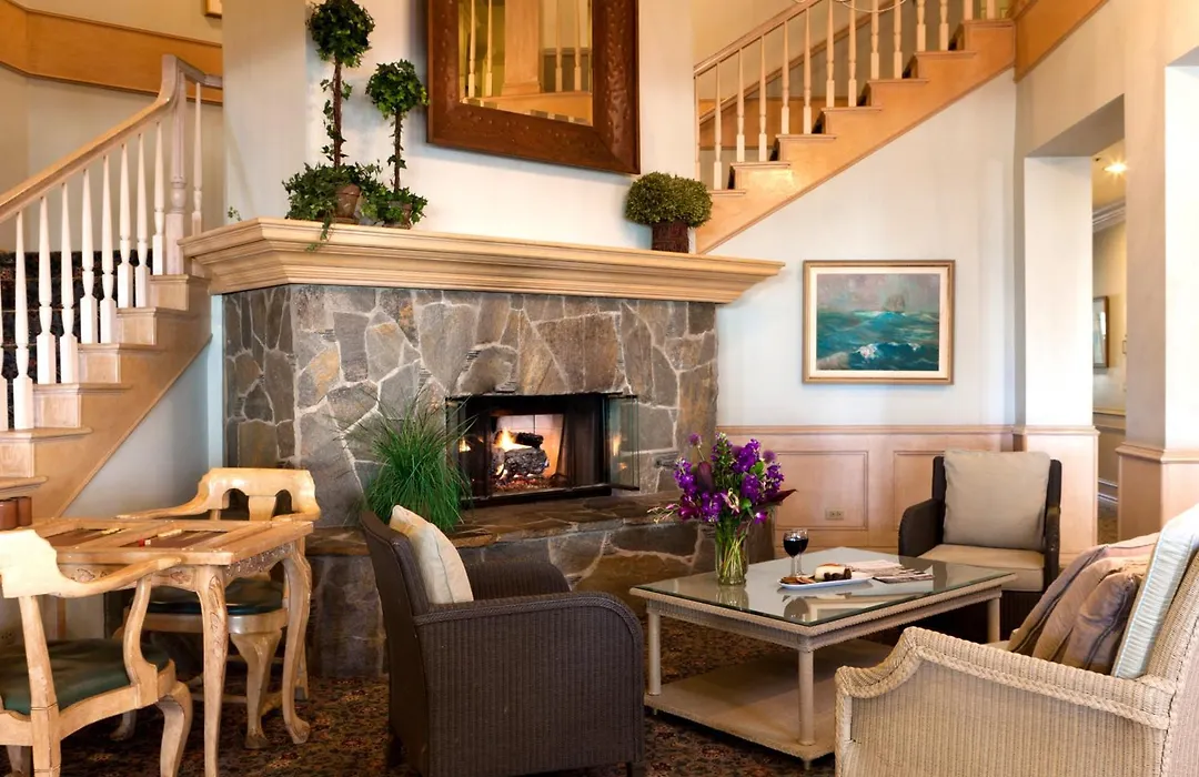 Blue Lantern Inn, A Four Sisters Inn-1