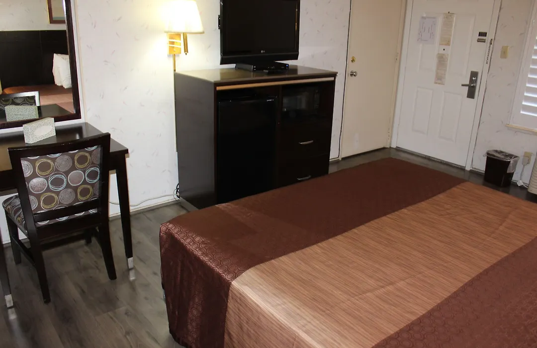 Budget Inn Redwood City (Adults Only)-1