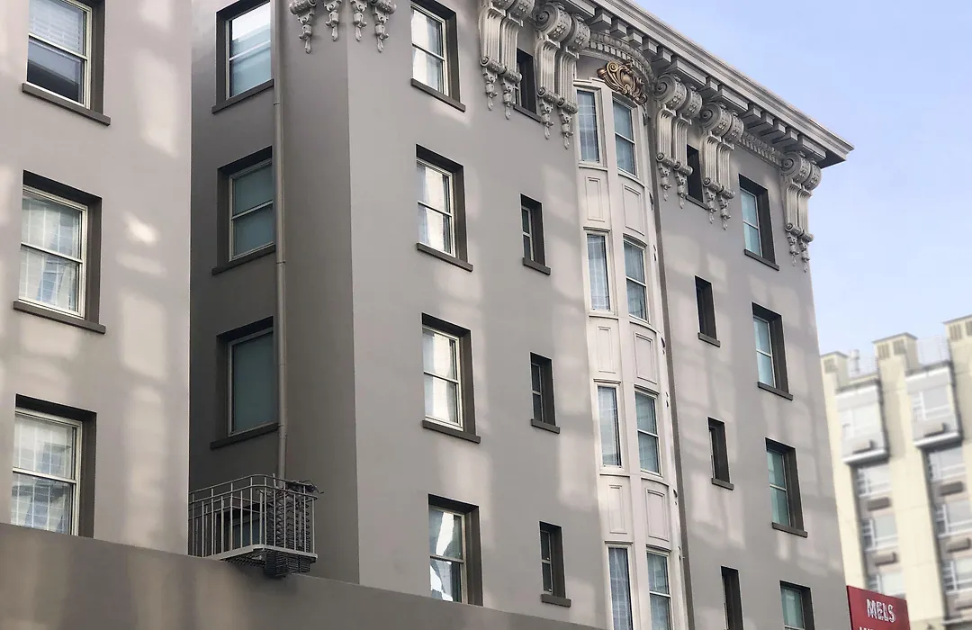 Courtyard By Marriott San Francisco Downtown/Van Ness Ave-1
