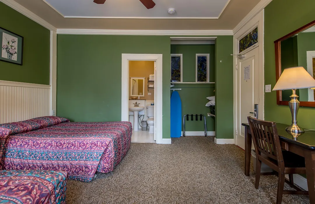 Grant Hotel-1