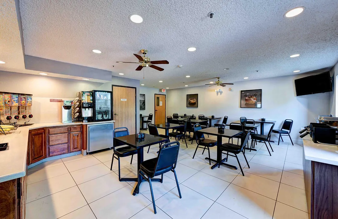 Surestay Plus Hotel By Best Western Redding-1