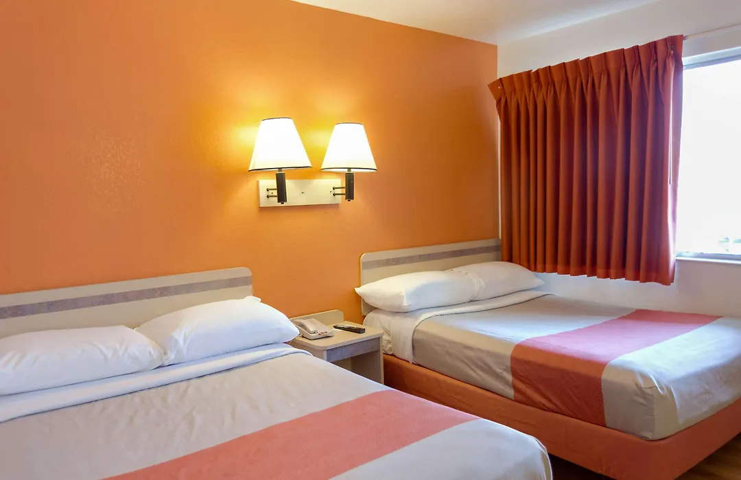 Motel 6 Weed - Mount Shasta-1