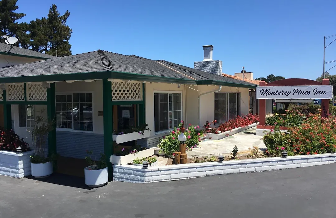 Monterey Pines Inn-1