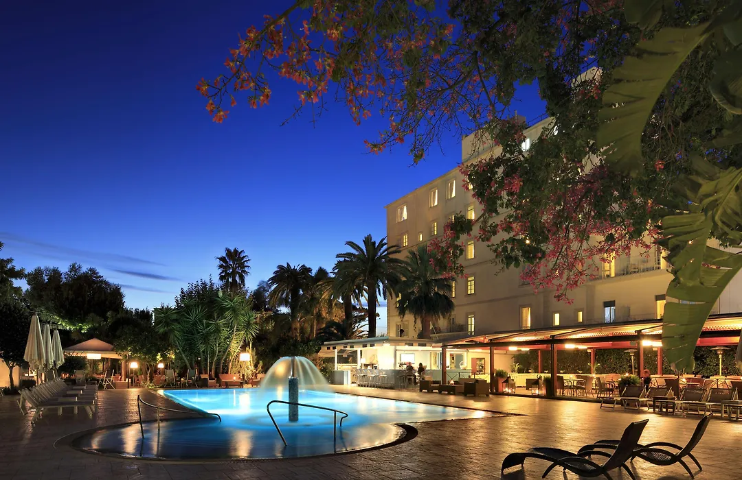 Hotel Mediterraneo-1