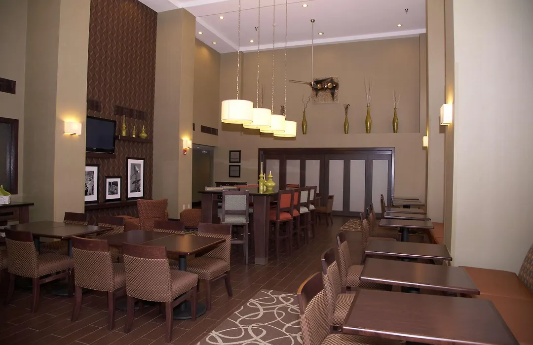 Hampton Inn & Suites Hobbs-1