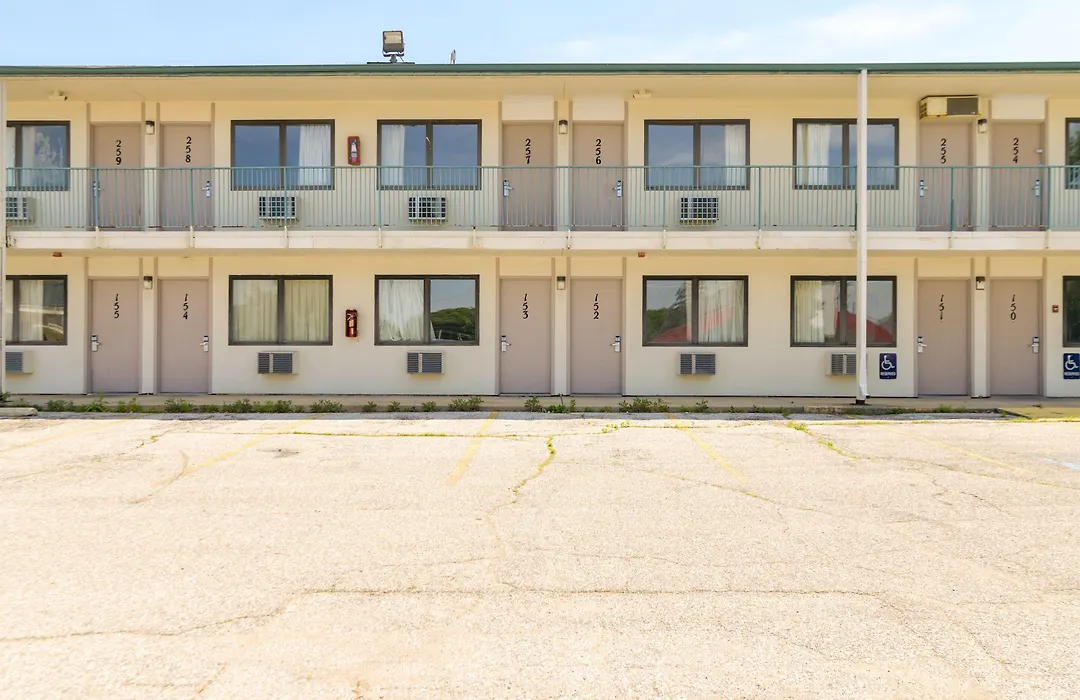 Oyo Hotel South Bend - Campus-1
