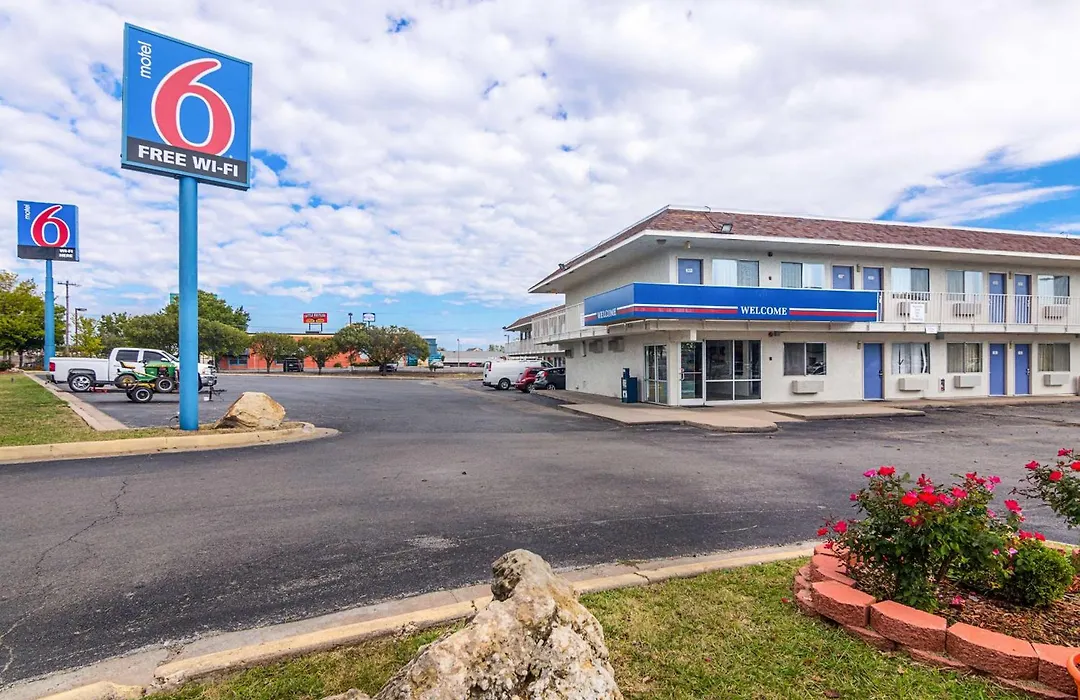 Motel 6-Ardmore, Ok-1