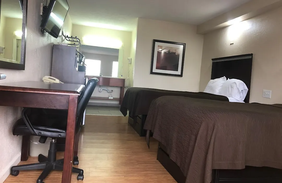 Crossroads Inn-1