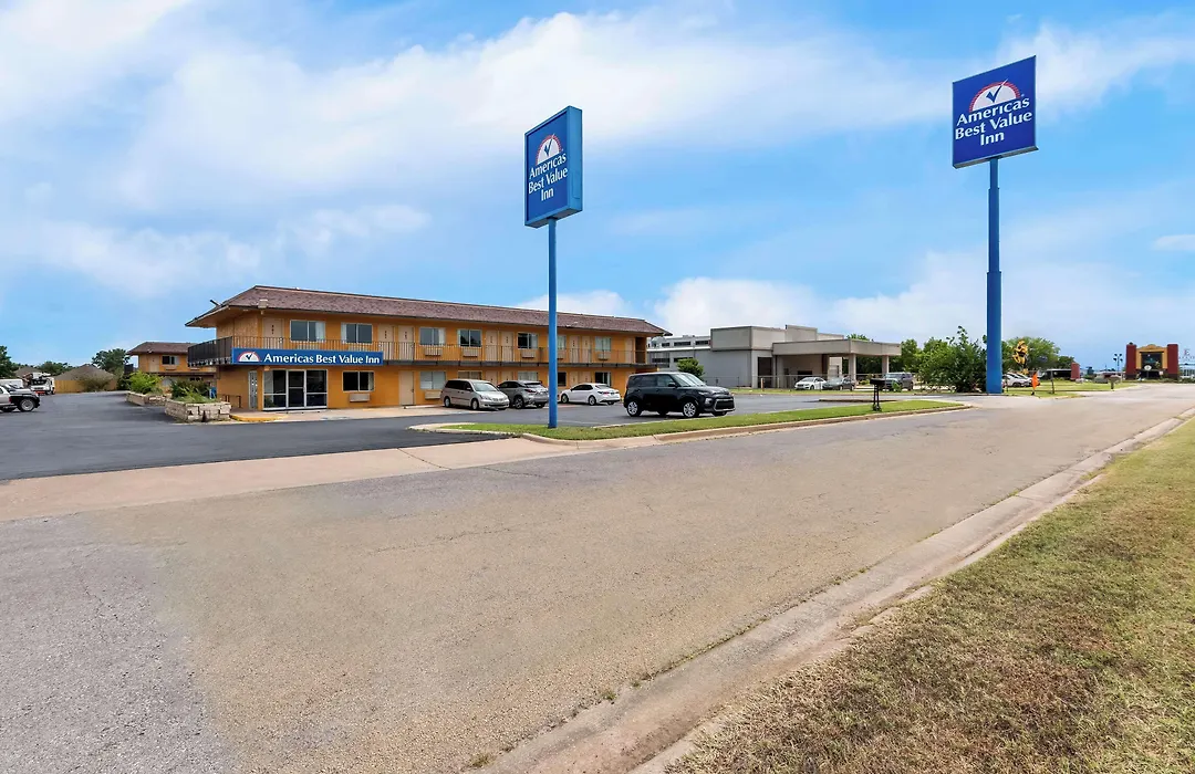 Americas Best Value Inn Stillwater-1