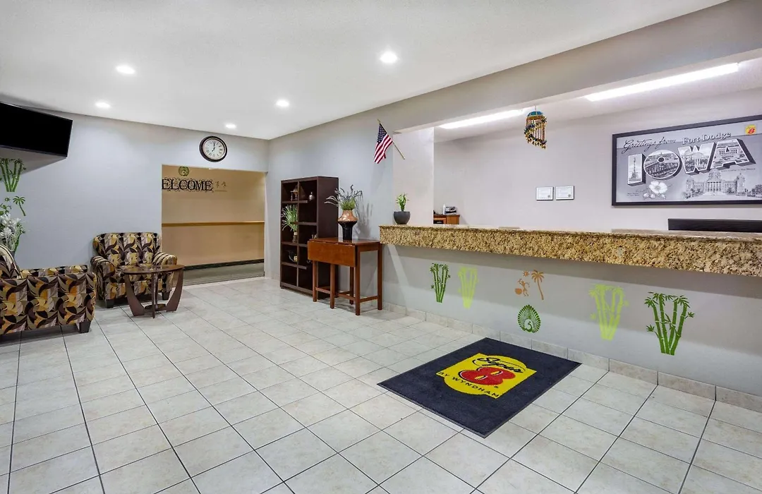 Super 8 By Wyndham Fort Dodge Ia-1