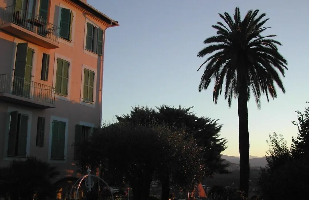 Hôtel Miramar-1