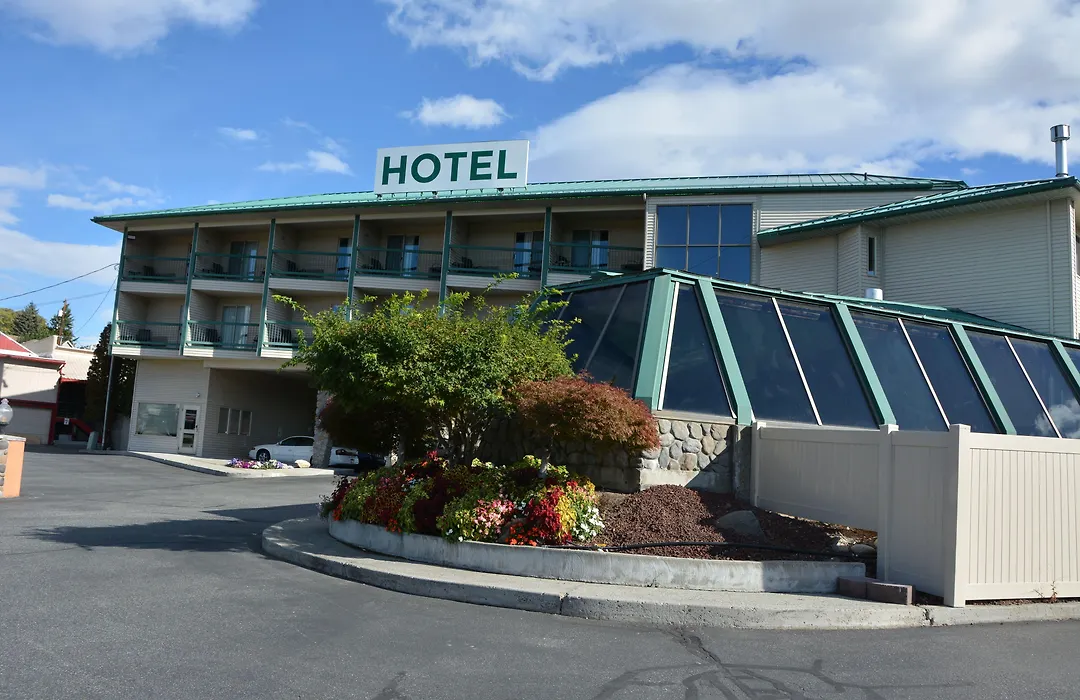 Cedars Inn-1
