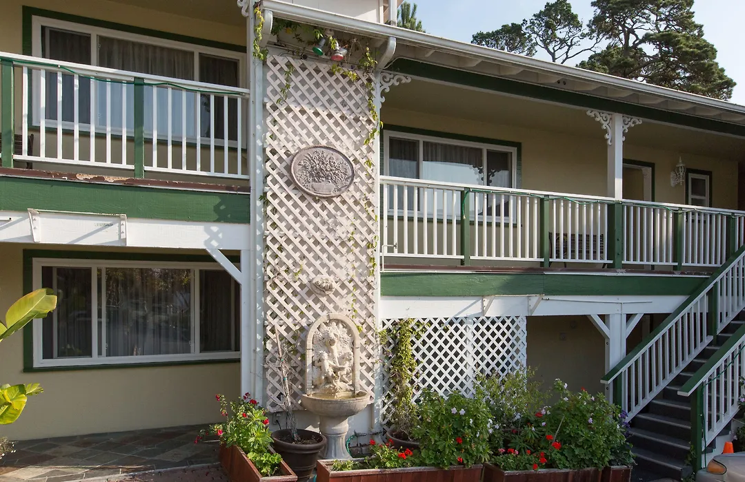 Carmel Inn & Suites-1