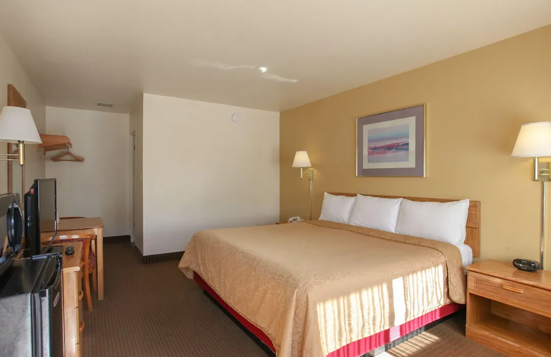 Highland Country Inn Flagstaff-1
