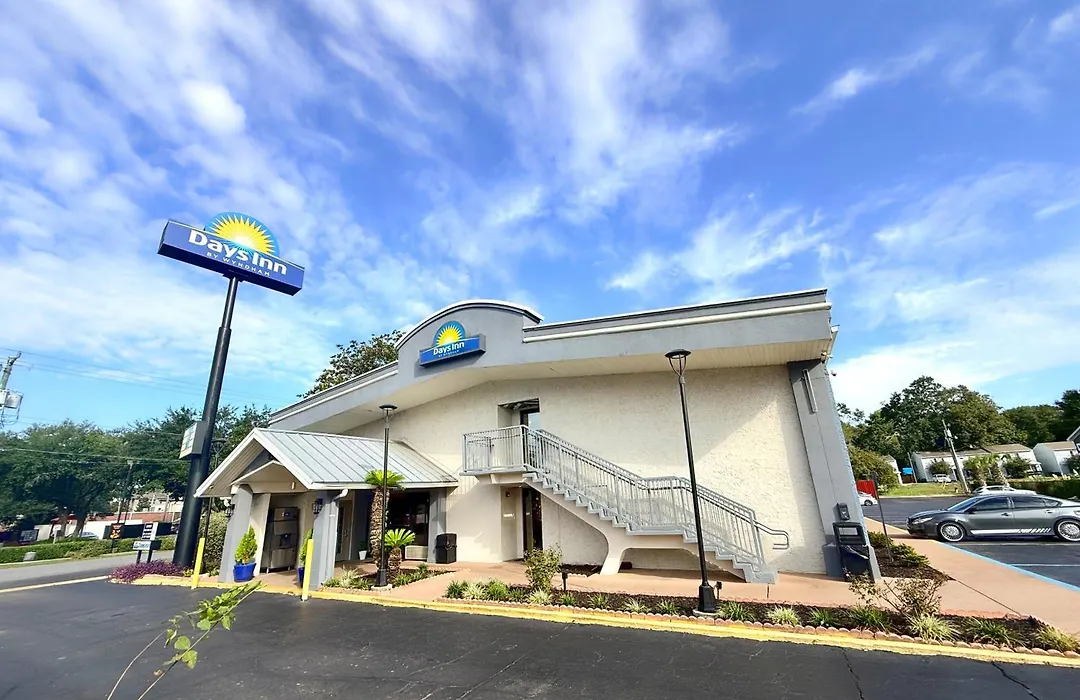Days Inn By Wyndham Tallahassee University Center-1
