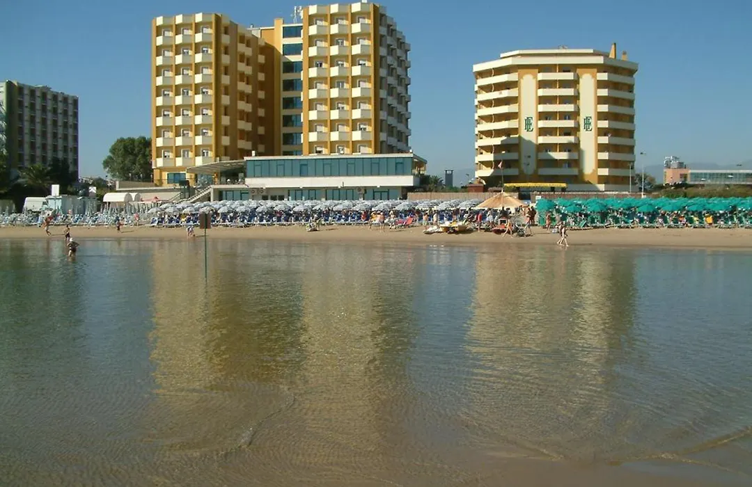 Grand Hotel Montesilvano-1